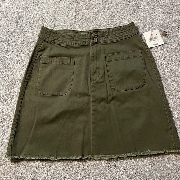Falls Creek Dresses & Skirts - Olive Green Women's Skirt by Falls Creek size 8 NWT